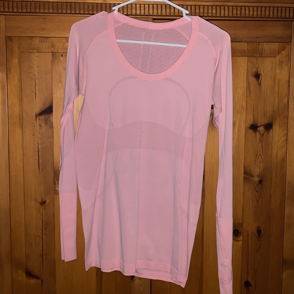 Lululemon scoop neck swiftly tech